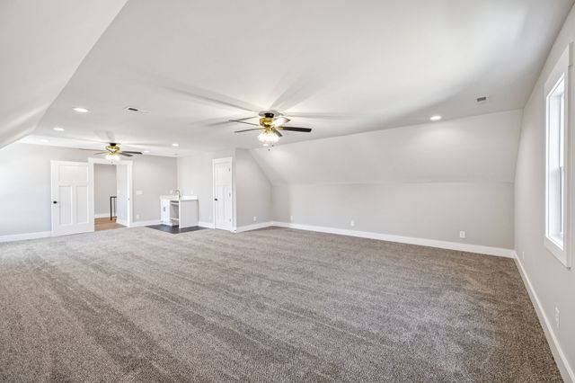 4088 Chicken Rd, Lebanon, TN 37090