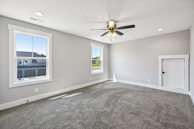 4088 Chicken Rd, Lebanon, TN 37090