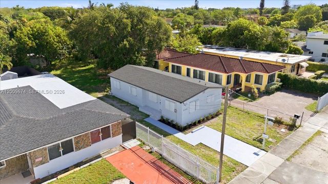 2129 NW 59th St, Miami, FL 33142