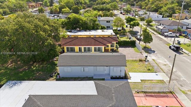 2129 NW 59th St, Miami, FL 33142