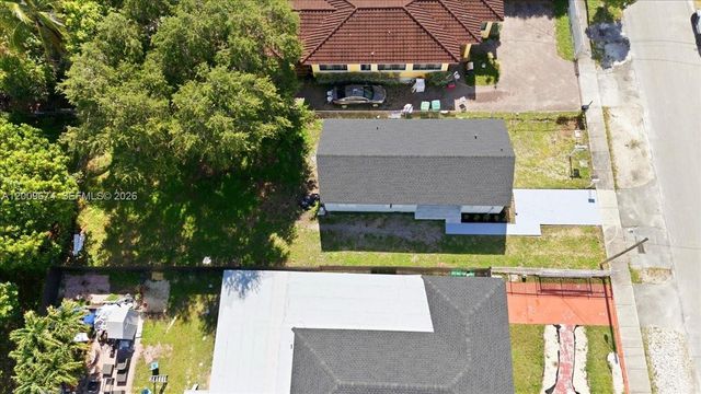 2129 NW 59th St, Miami, FL 33142