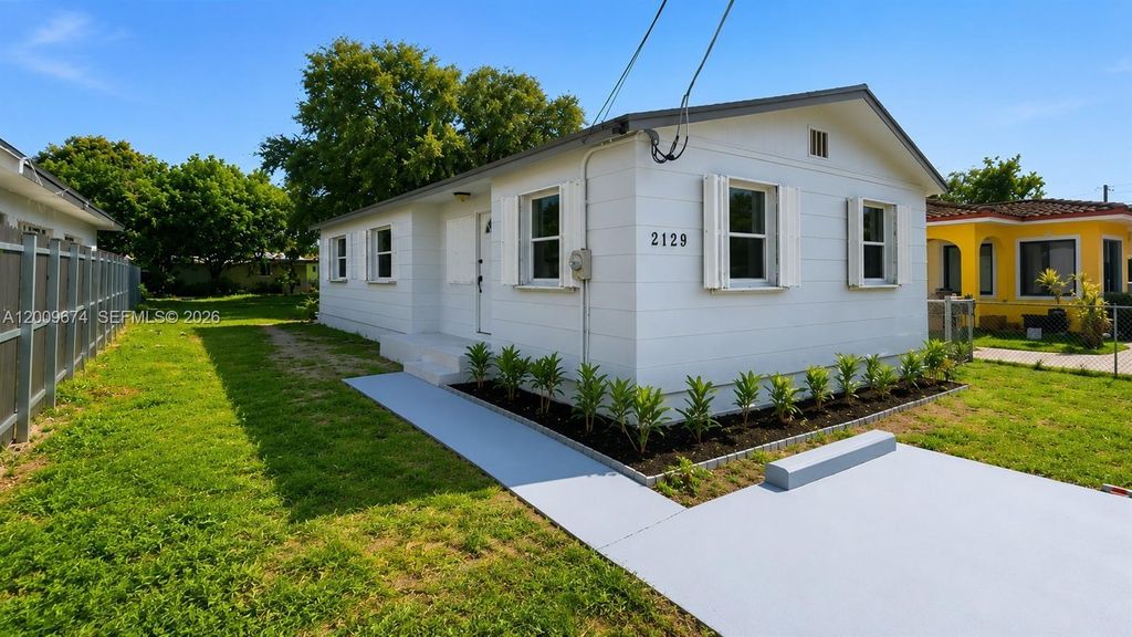 2129 NW 59th St, Miami, FL 33142
