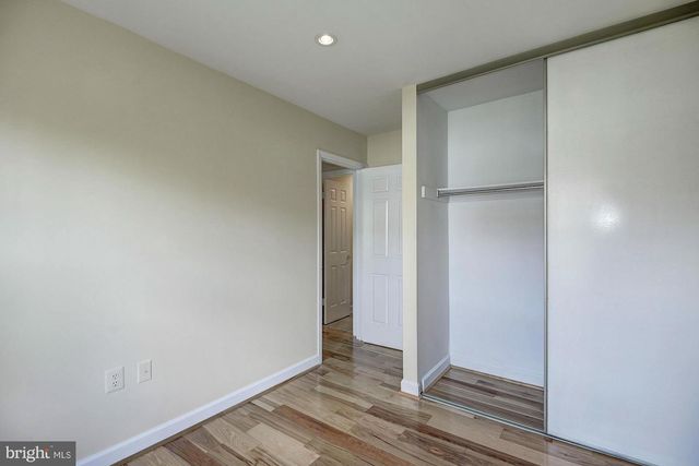 5812 APSLEY HOUSE CT, Alexandria, VA 22310