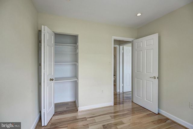 5812 APSLEY HOUSE CT, Alexandria, VA 22310