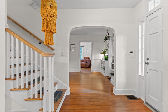 215 N Seminole Drive, Chattanooga, TN 37411
