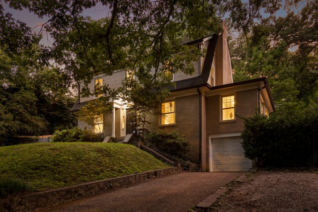 215 N Seminole Drive, Chattanooga, TN 37411