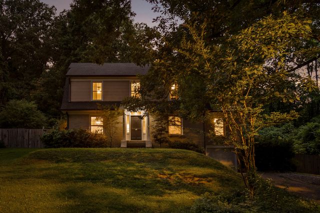 215 N Seminole Drive, Chattanooga, TN 37411