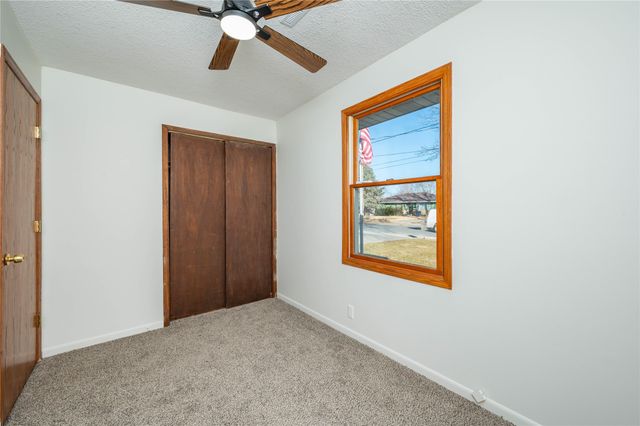 504 Watrous Avenue, Des Moines, IA 50315