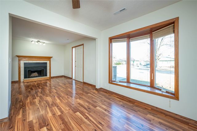 504 Watrous Avenue, Des Moines, IA 50315