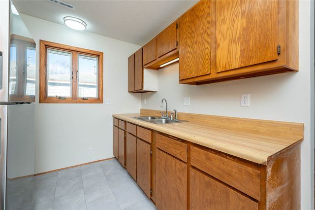 504 Watrous Avenue, Des Moines, IA 50315