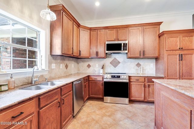 110 Haydite Avenue, Lafayette, LA 70507