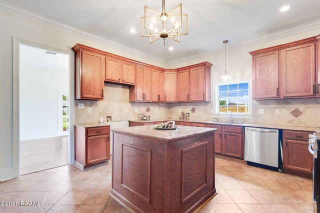 110 Haydite Avenue, Lafayette, LA 70507