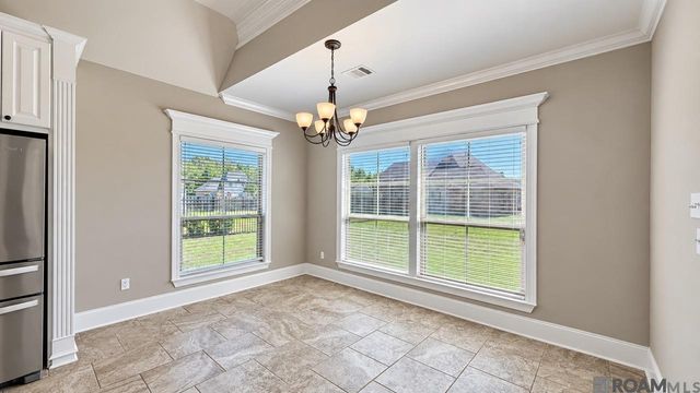 22265 Fairway View Dr, Zachary, LA 70791