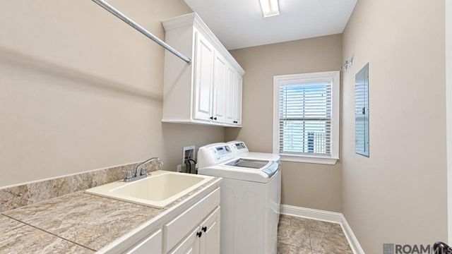 22265 Fairway View Dr, Zachary, LA 70791