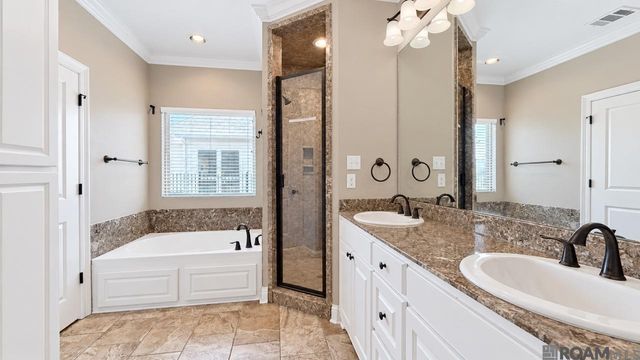 22265 Fairway View Dr, Zachary, LA 70791
