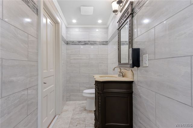 152 Military Road, Buffalo, NY 14207