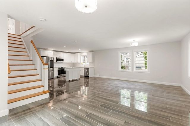 1295 Main St, Reading, MA 01867