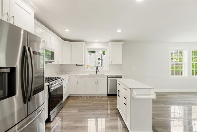 1295 Main St, Reading, MA 01867