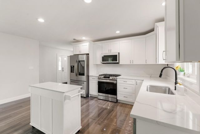 1295 Main St, Reading, MA 01867
