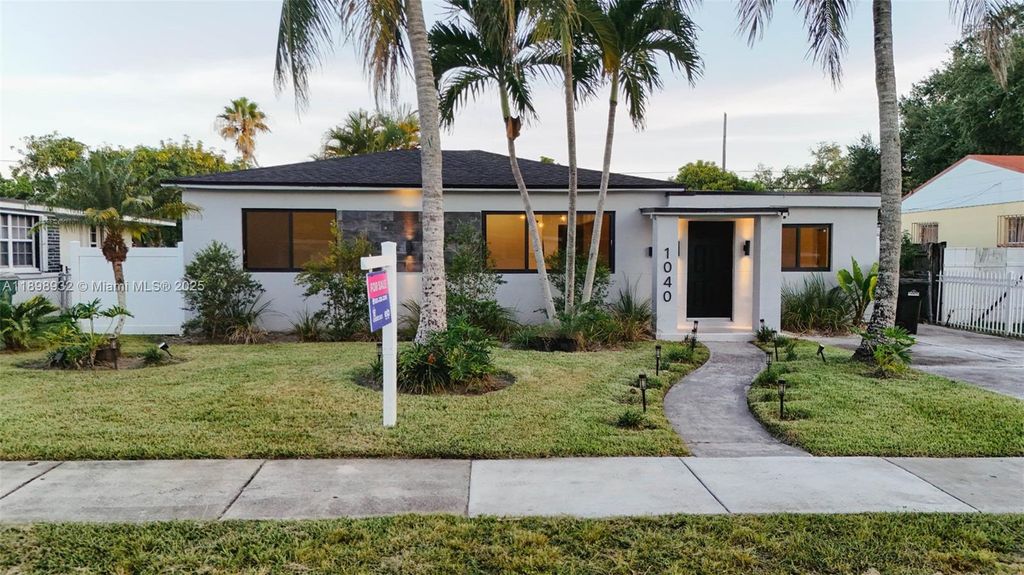 1040 NE 143rd ST, North Miami, FL 33161