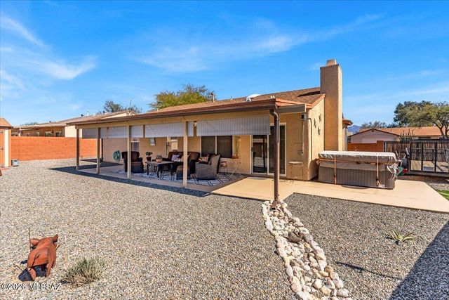 7994 S Teaberry Avenue, Tucson, AZ 85747