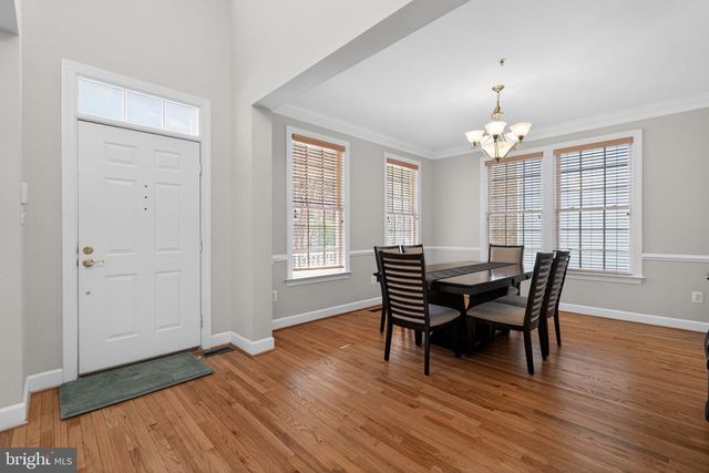 809 ROYAL CRES, Rockville, MD 20850