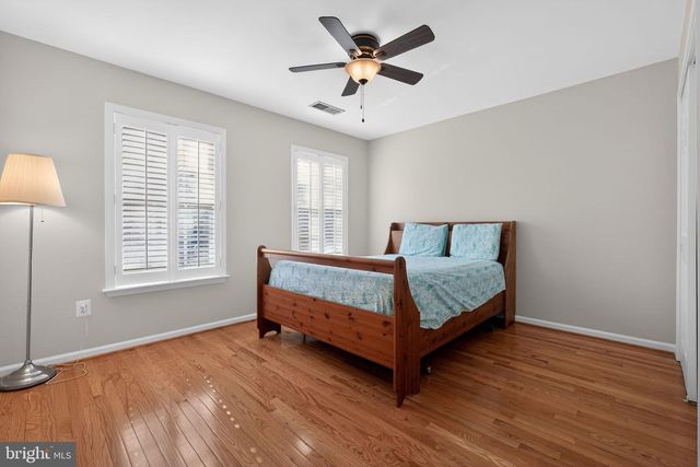 809 ROYAL CRES, Rockville, MD 20850