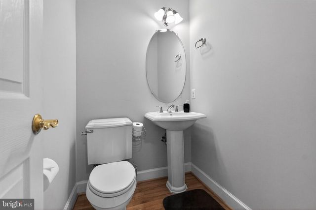 809 ROYAL CRES, Rockville, MD 20850