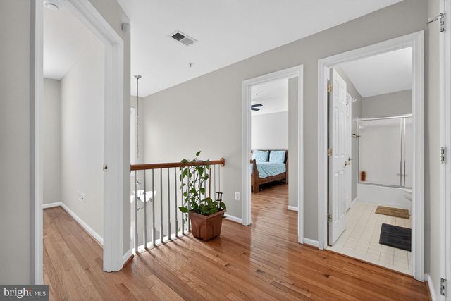 809 ROYAL CRES, Rockville, MD 20850