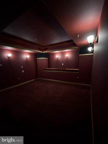 809 ROYAL CRES, Rockville, MD 20850