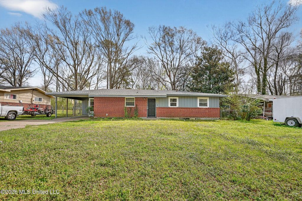 2920 Lakewood Drive, Jackson, MS 39212