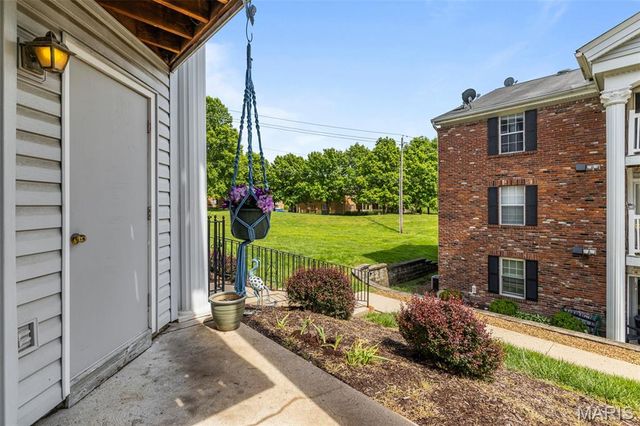 1948 Marine Terrace Drive B, St Louis, MO 63146