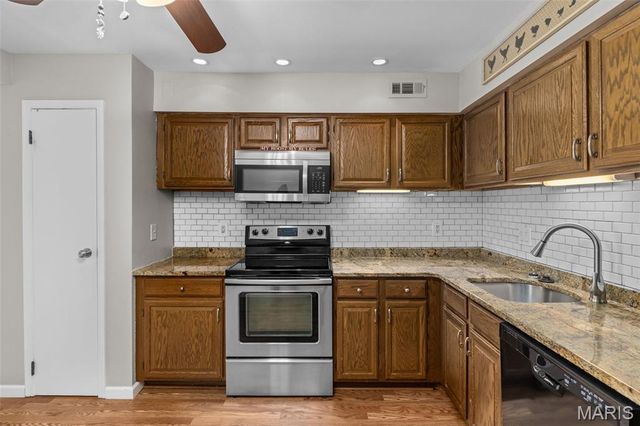 1948 Marine Terrace Drive B, St Louis, MO 63146
