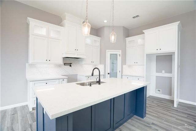 1013 Magnolia Street, Mission, TX 78573