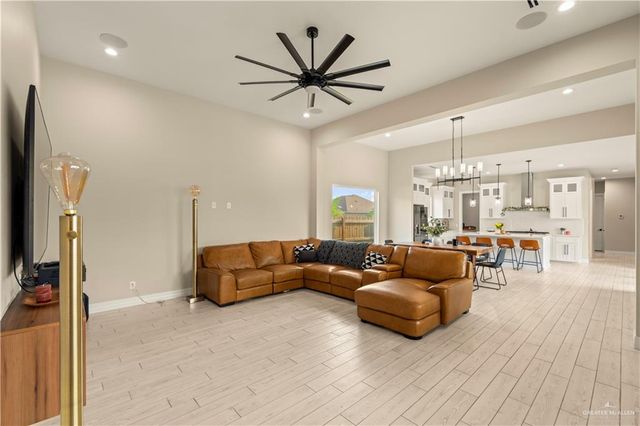13813 N 36th Street, Mcallen, TX 78504