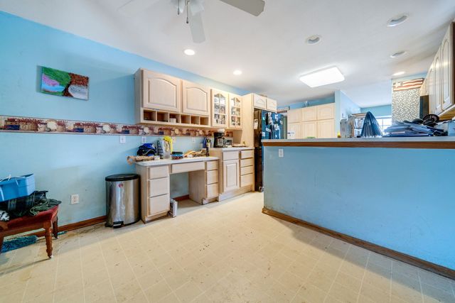 3734 Renfro Road, Cherry Valley, IL 61016