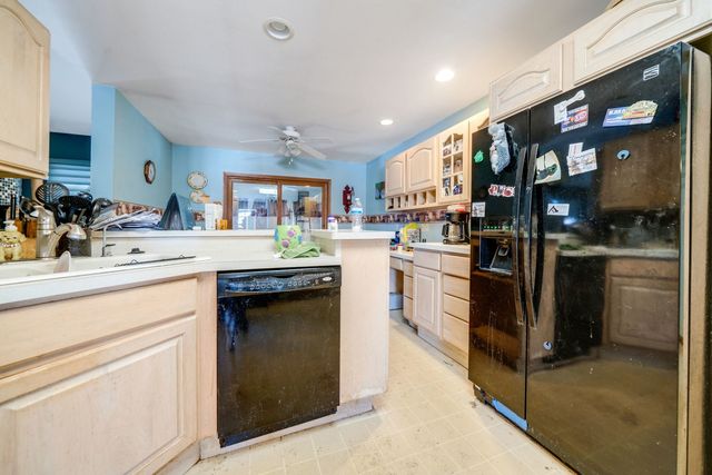 3734 Renfro Road, Cherry Valley, IL 61016