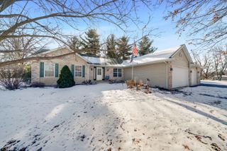 3734 Renfro Road, Cherry Valley, IL 61016