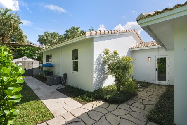 2642 NE 26th Terrace, Lighthouse Point, FL 33064