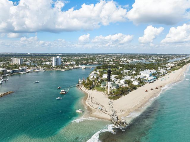 2642 NE 26th Terrace, Lighthouse Point, FL 33064