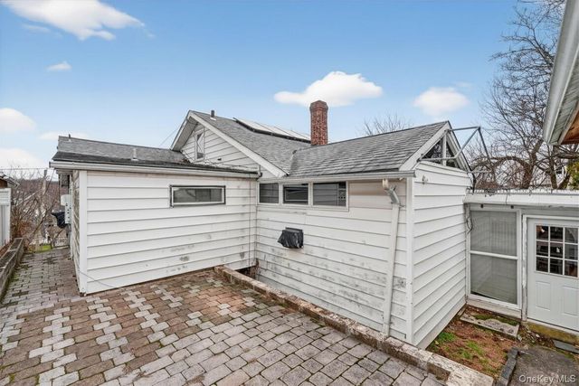560 Locust Avenue, Port Chester, NY 10573