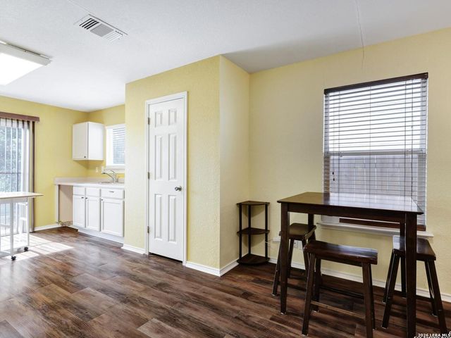 8806 Mission Top, San Antonio, TX 78223