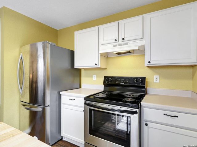 8806 Mission Top, San Antonio, TX 78223
