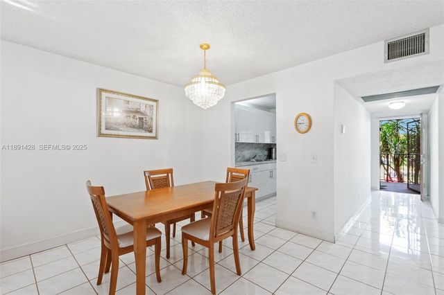 1251 SW 125th Avenue 211T, Pembroke Pines, FL 33027