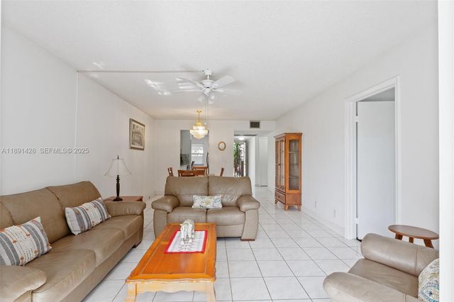 1251 SW 125th Avenue 211T, Pembroke Pines, FL 33027
