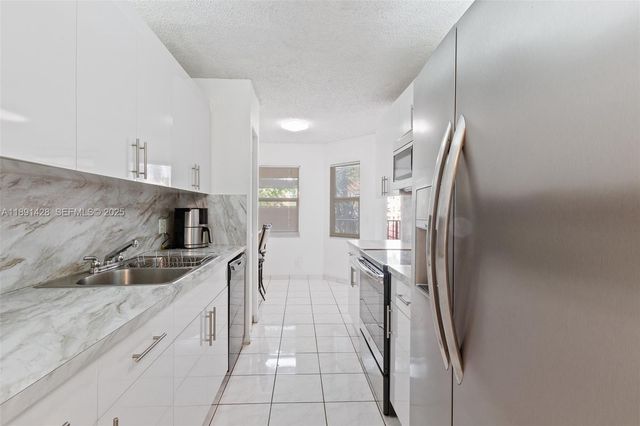 1251 SW 125th Avenue 211T, Pembroke Pines, FL 33027