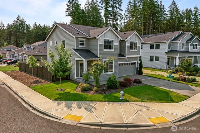17657 130th Ave E, Puyallup, WA 98374