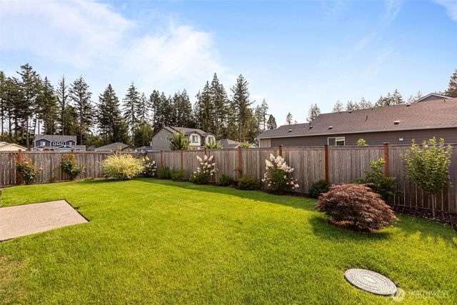17657 130th Ave E, Puyallup, WA 98374