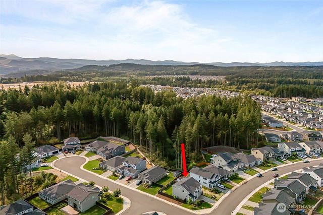 17657 130th Ave E, Puyallup, WA 98374
