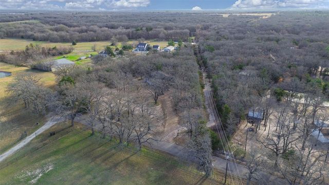 9902 County Road 2434, Terrell, TX 75160